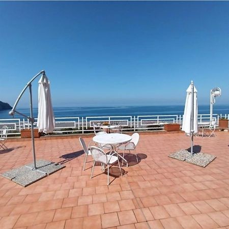 Appartamento Nel Fabbricato Denominato Il Castello Praia a Mare Exteriér fotografie